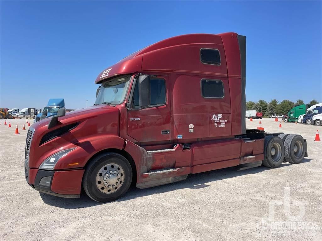 Volvo VNL860 Тягачі