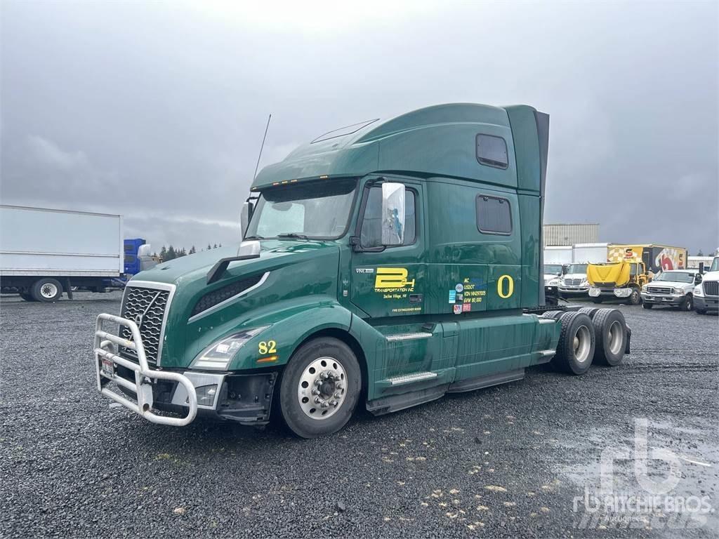 Volvo VNL860 Тягачі