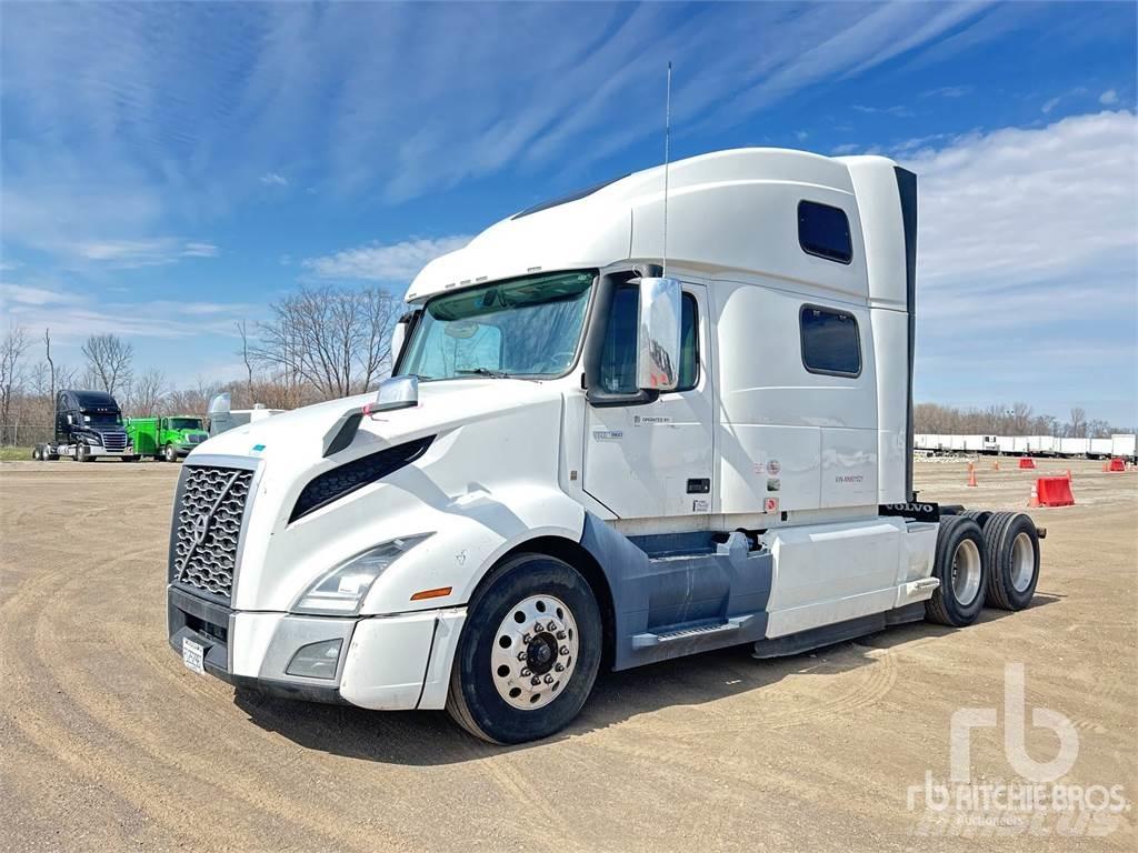 Volvo VNL860 Тягачі