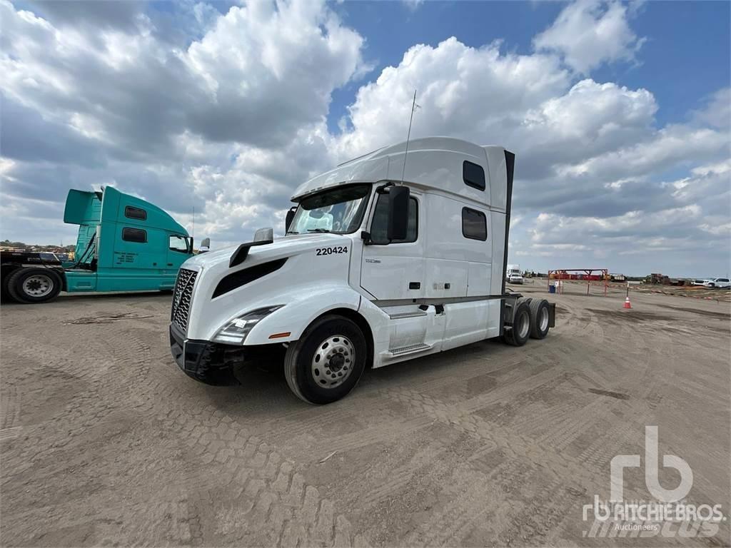 Volvo VNL860 Тягачі
