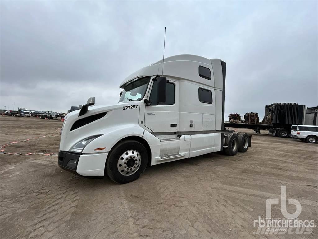 Volvo VNL860 Тягачі