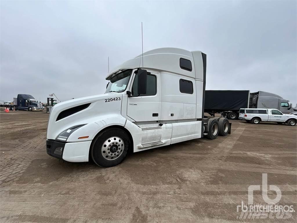 Volvo VNL860 Тягачі