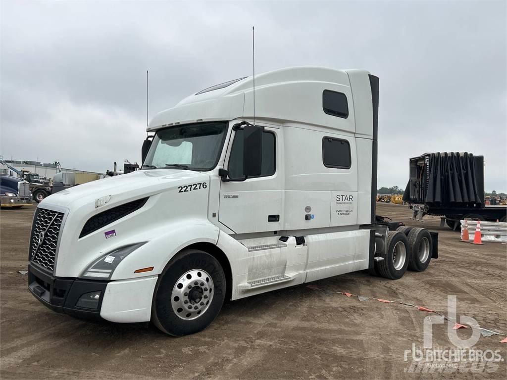 Volvo VNL860 Тягачі