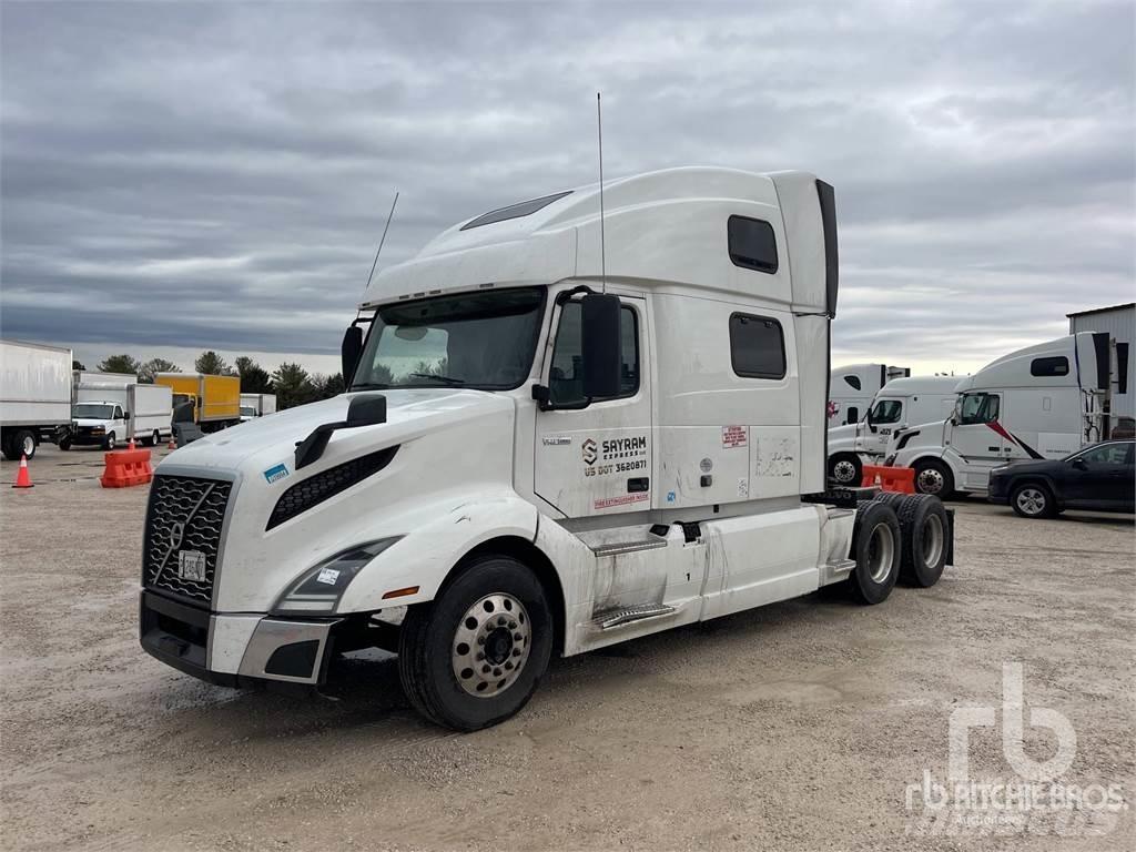 Volvo VNL860 Тягачі