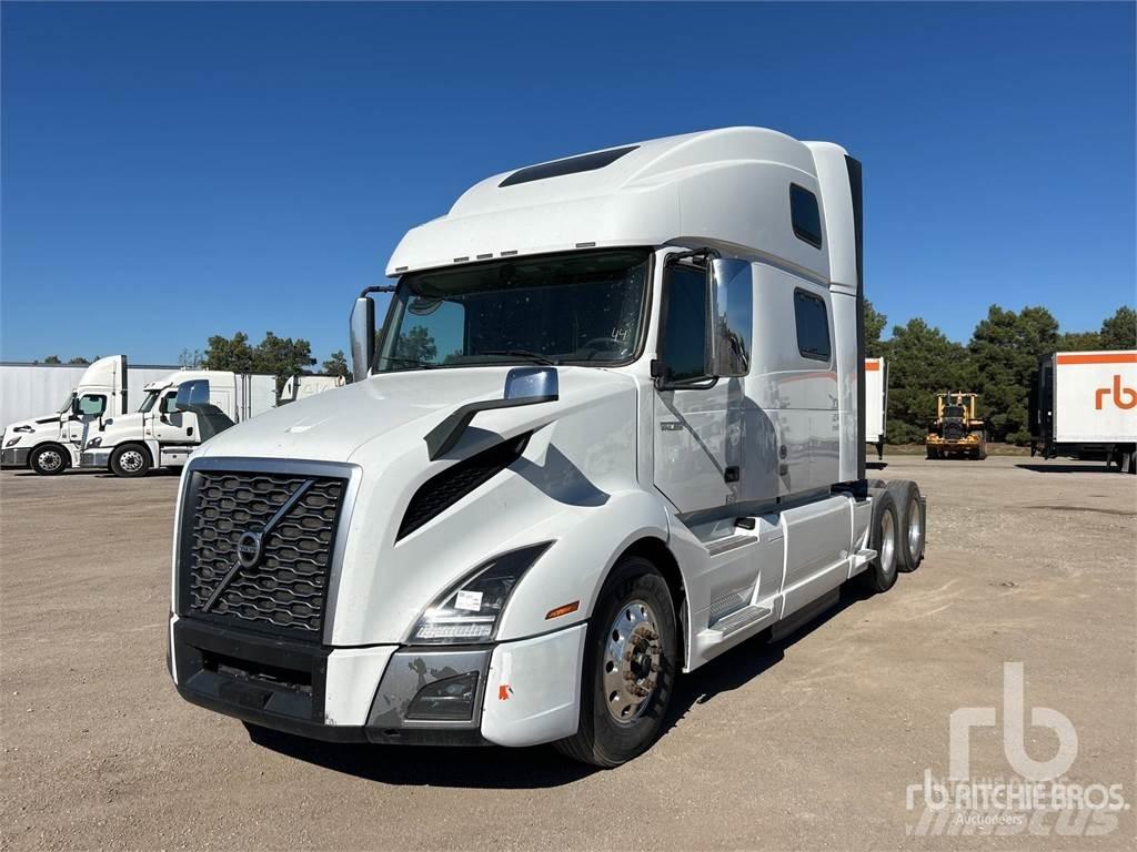 Volvo VNL860 Тягачі