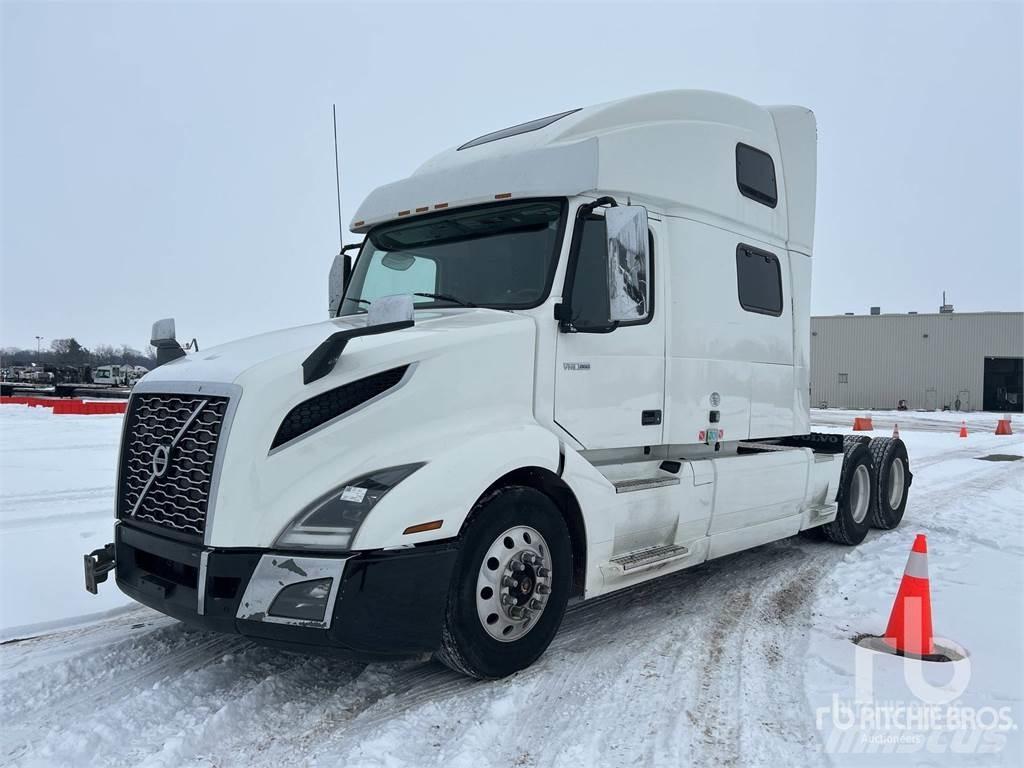 Volvo VNL860 Тягачі