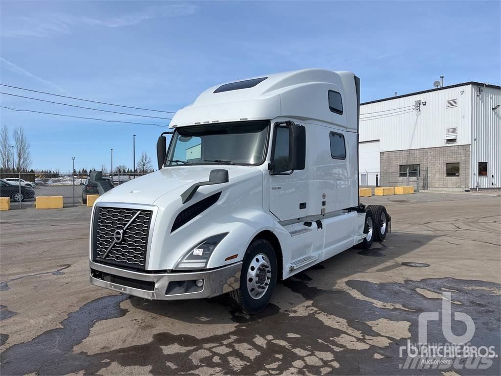 Volvo VNL860 Тягачі