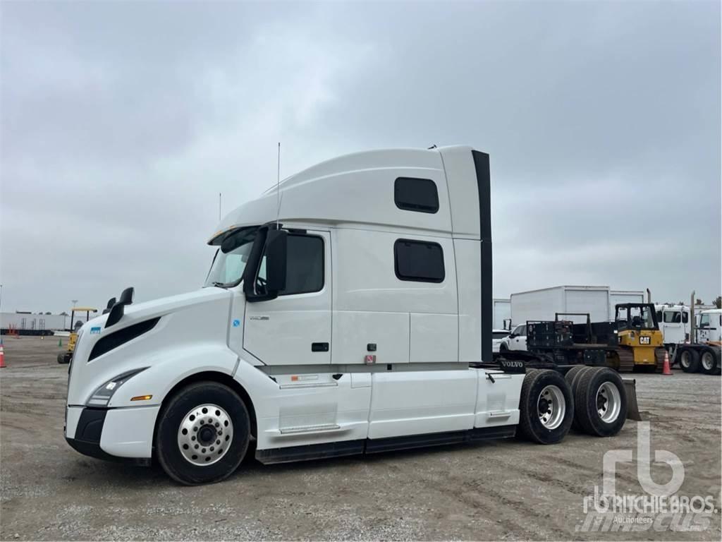 Volvo VNL860 Тягачі