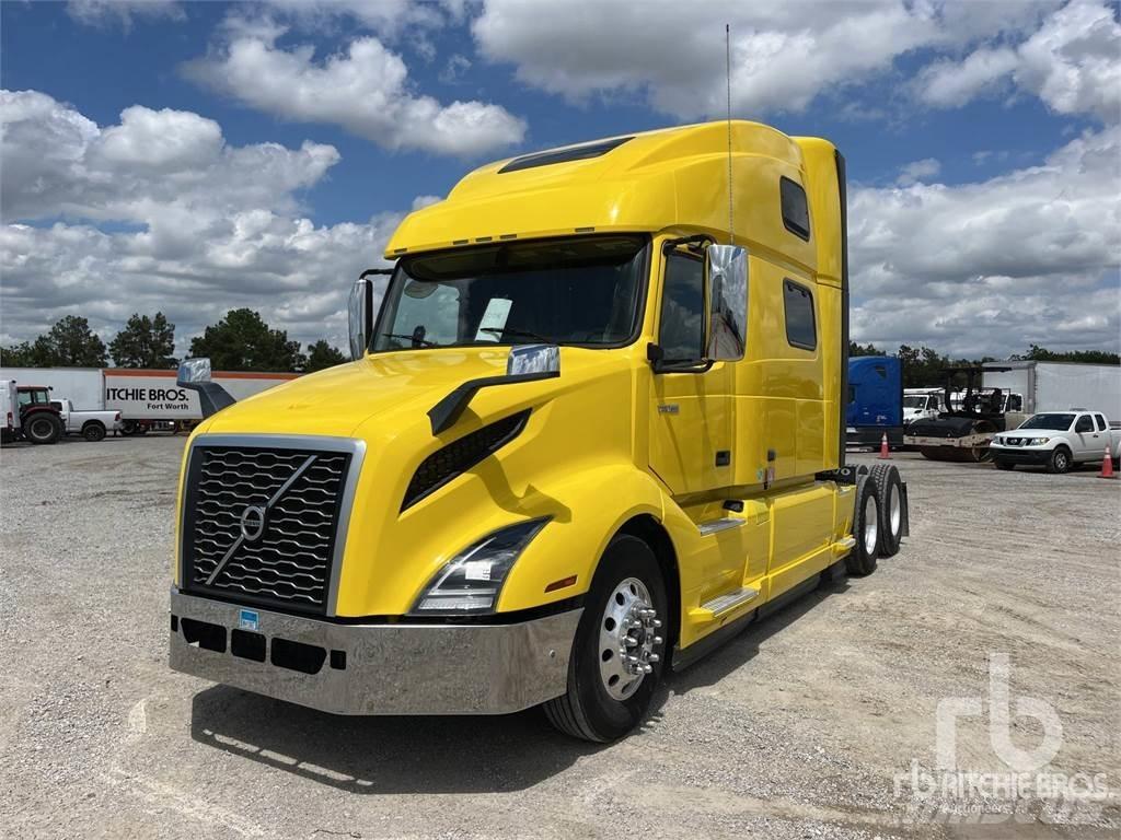 Volvo VNL860 Тягачі