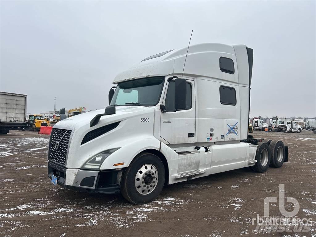 Volvo VNL860 Тягачі