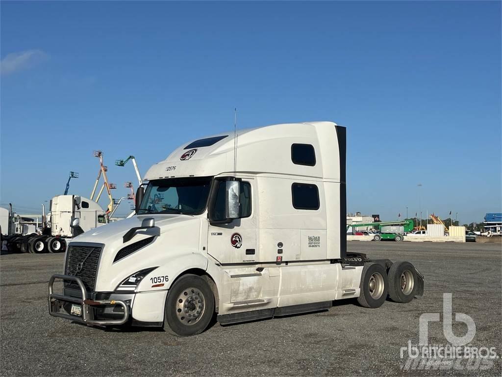 Volvo VNL860 Тягачі