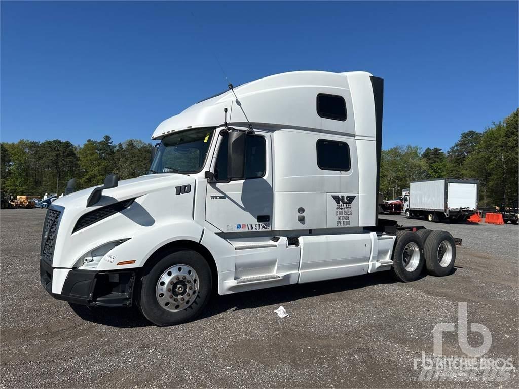 Volvo VNL860 Тягачі