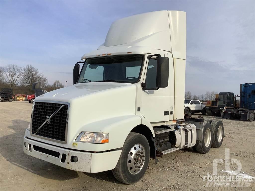 Volvo VNM Тягачі