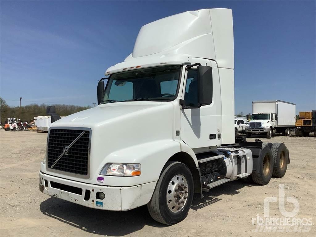 Volvo VNM Тягачі