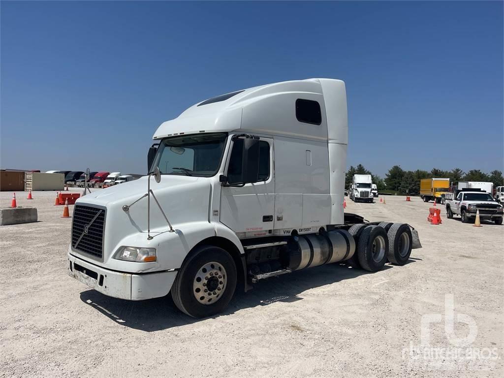 Volvo VNM Тягачі