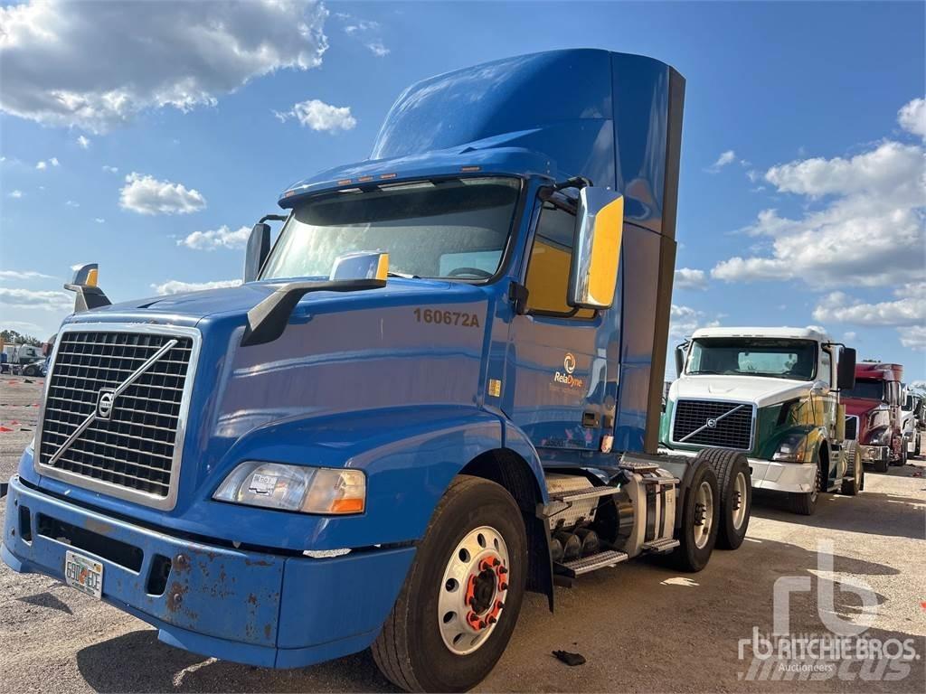 Volvo VNM200 Тягачі