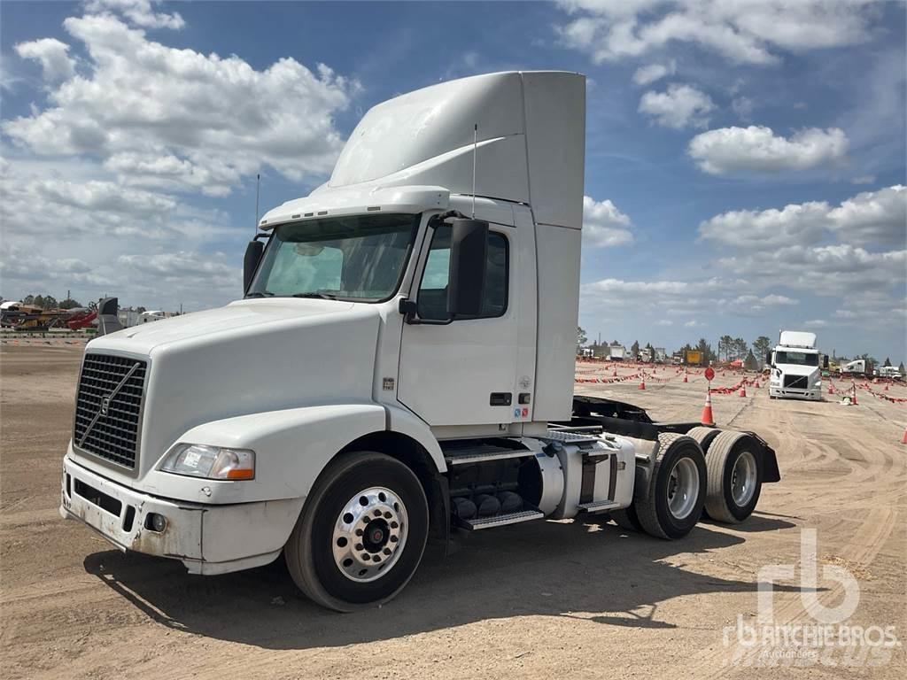 Volvo VNM200 Тягачі