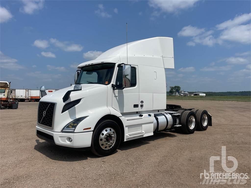 Volvo VNR Тягачі