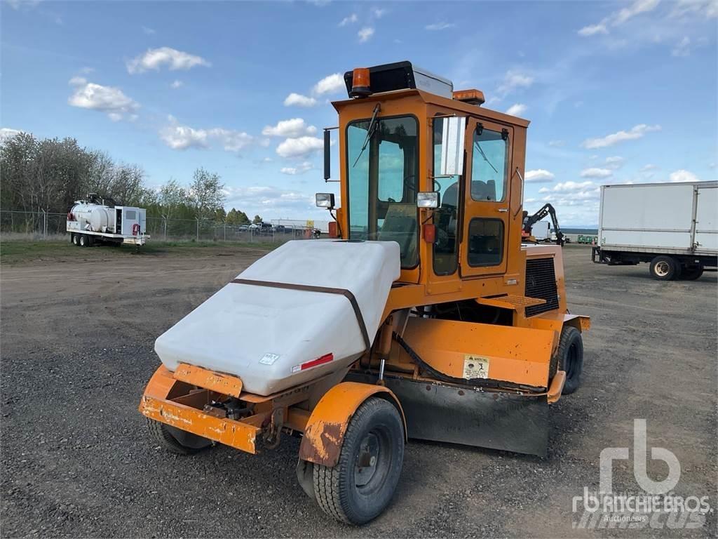 WALDON SM250 Внутрішні підмітальні машини