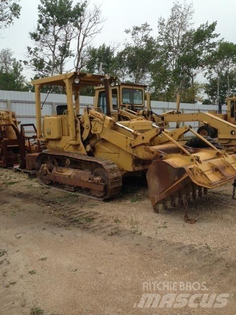 CAT 941B Гусеничні вантажники