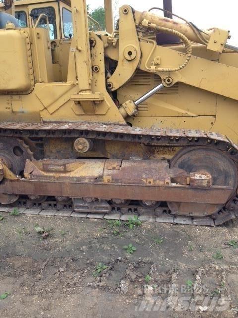 CAT 941B Гусеничні вантажники