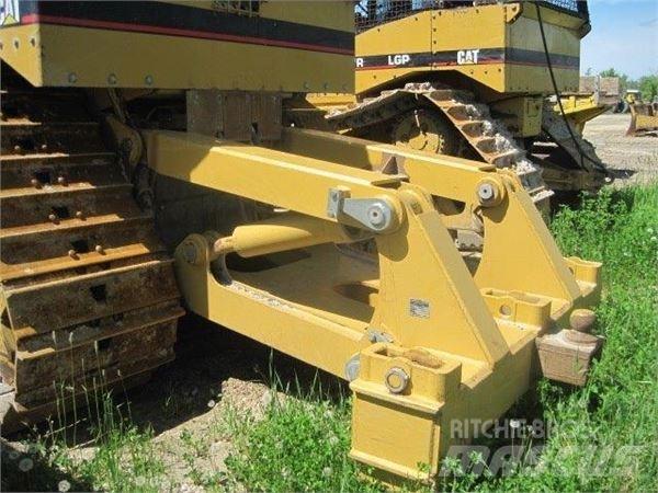CAT D7H LGP Гусеничні бульдозери