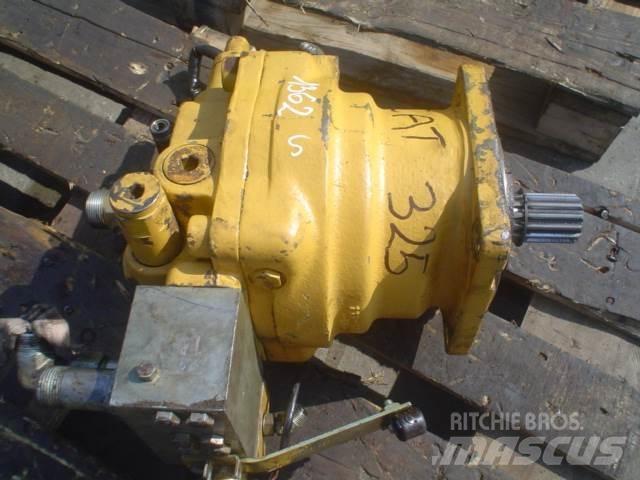 Komatsu 1028353 Двигуни