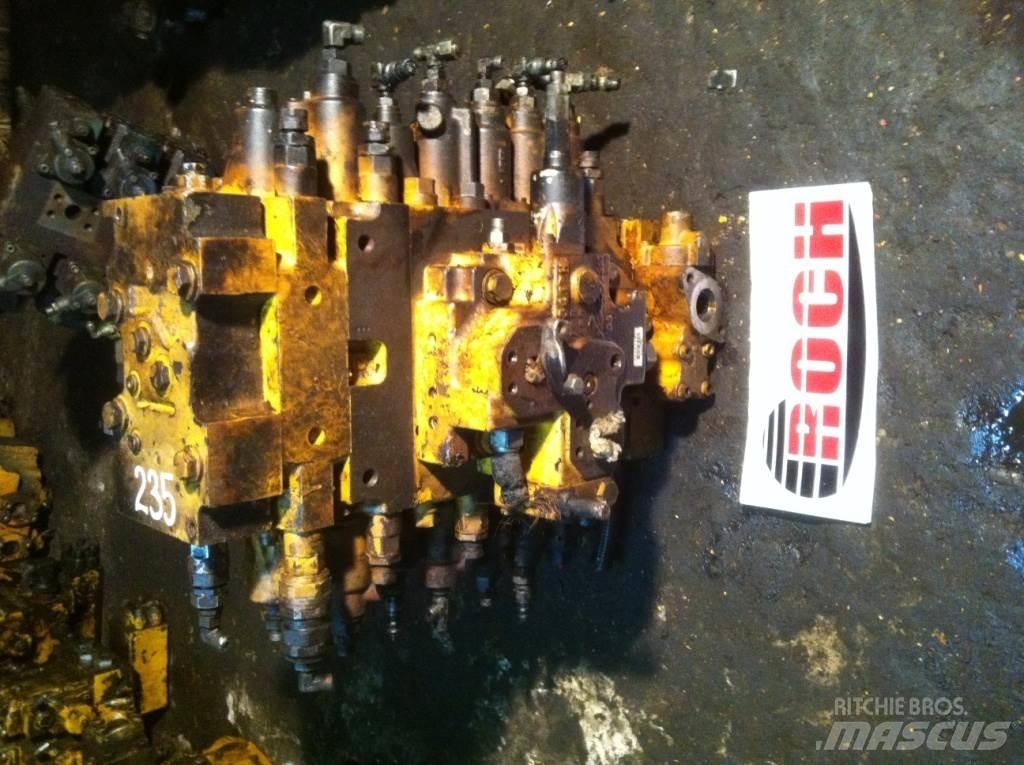 Komatsu BRAK OZNACZEŃ Гідравліка