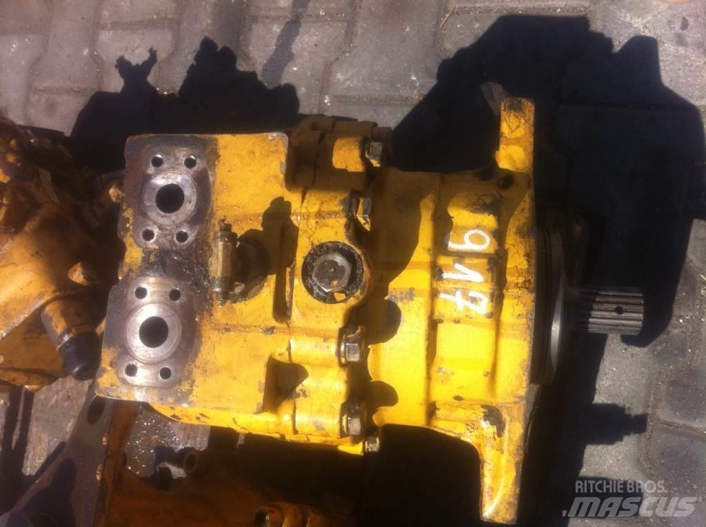 Komatsu EC210856 Двигуни