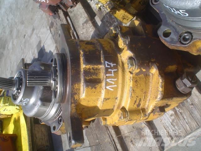 Komatsu EC315317 Двигуни