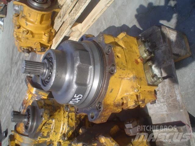 Komatsu EC538320 Двигуни