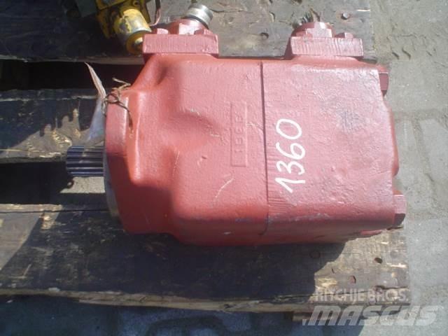 Vickers 45M185A11C-20 Двигуни