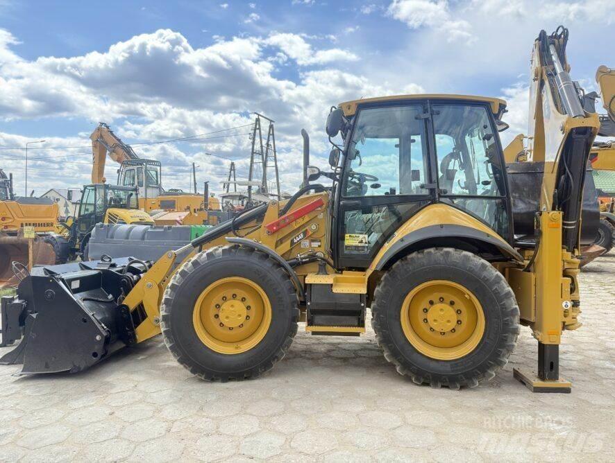 CAT 444F Екскаватори-навантажувачі