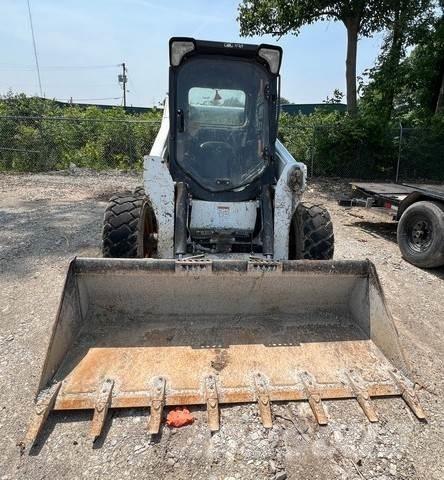 Bobcat S650 Міні-навантажувачі