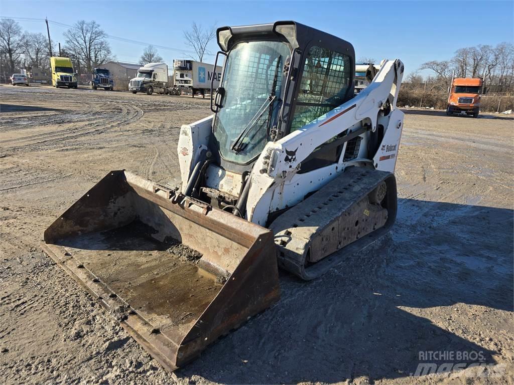 Bobcat T590 Міні-навантажувачі