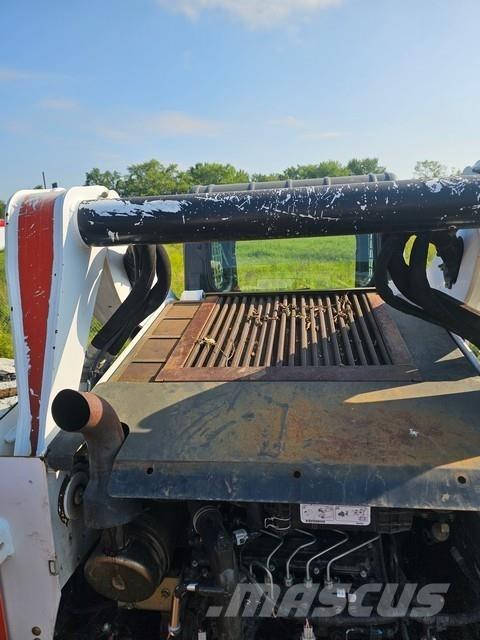 Bobcat T650 Гусеничні вантажники