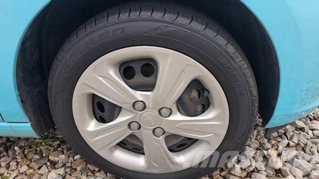 Chevrolet Spark Вантажівки / спеціальні