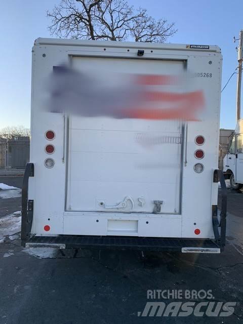 Ford E350 Фургони