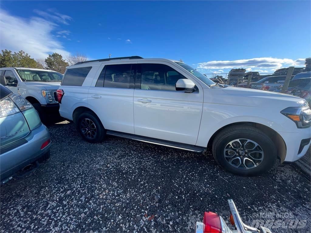 Ford Expedition Вантажівки / спеціальні