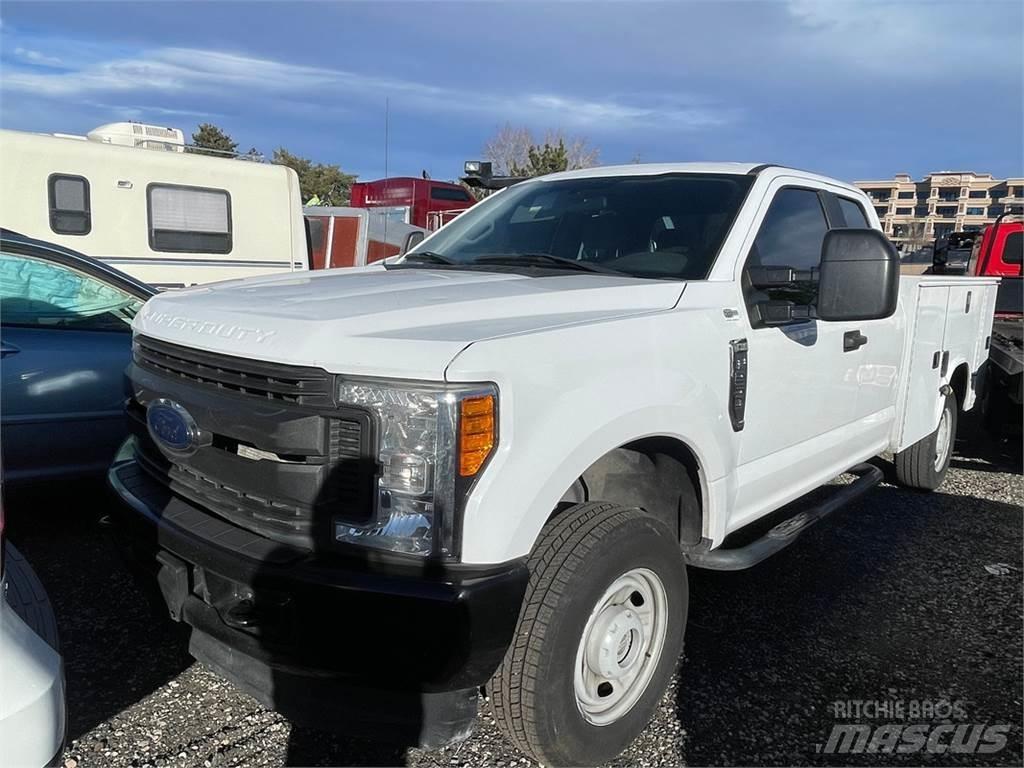 Ford F250 Евакуатори