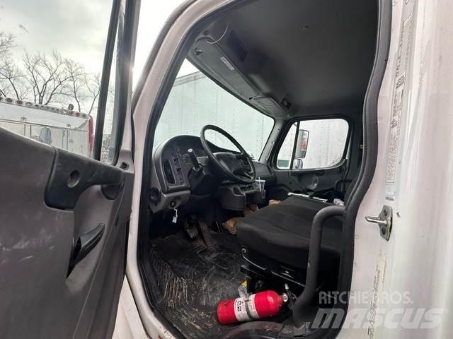 Freightliner M2 Фургони
