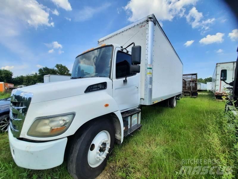 Hino 268 Фургони