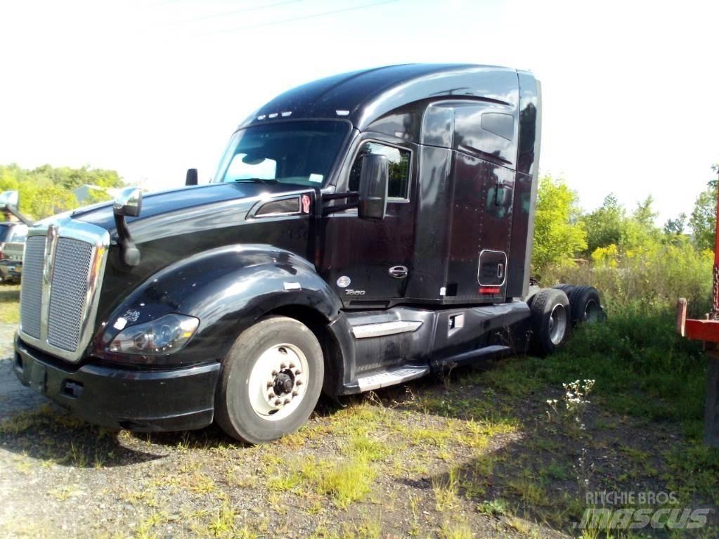 Kenworth T680 Тягачі