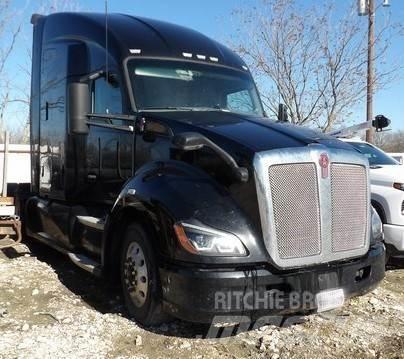 Kenworth T680 Тягачі