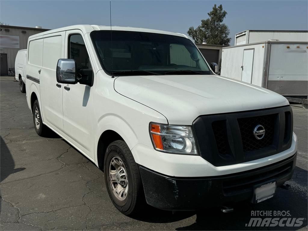 Nissan NV3500 HD Контейнер