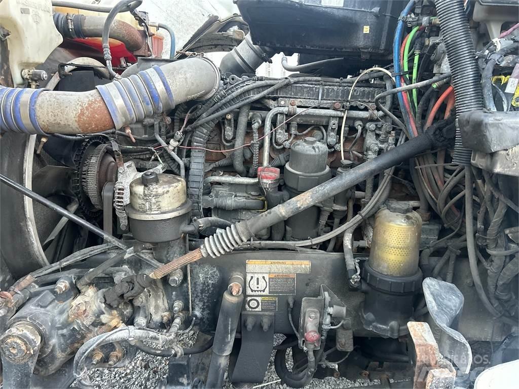 Peterbilt 567 Тягачі