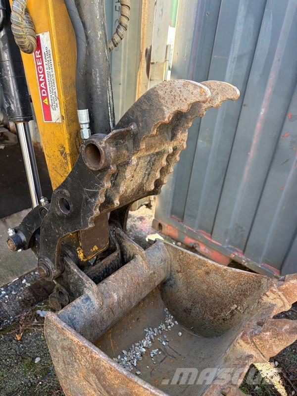 Sany SY16C Міні-екскаватори < 7т