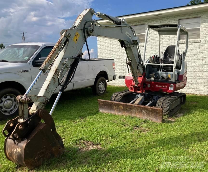 Takeuchi TB240 Середні екскаватори 7т. - 12т.