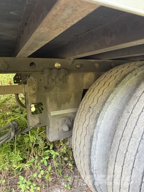 Utility VS2DX Причепи-фургони