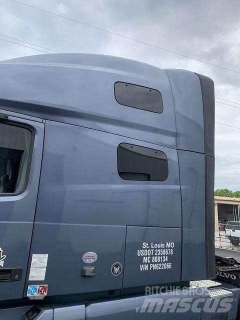 Volvo VNL760 Tractor Units